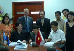 Vietnam : lancement des 1ères offres 3G grâce à un partenariat VinaPhone et Ericsson