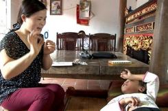 Cours à domicile pour les enfants handicapés à Hanoi