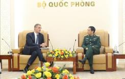 Le Vietnam et la France renforcent la coopération dans la défense