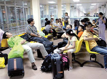 Vietnam: les compagnies aériennes doivent rembourser les vols retardés de plus de 5 heures 