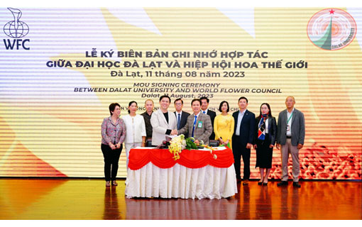 Fête de la floriculture : Sommet mondial du Conseil mondial des fleurs au Vietnam