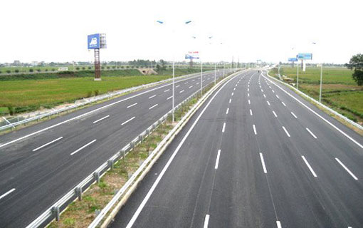 Le Vietnam va construire sa première autoroute nationale