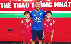 Mondial Pupilles. L’Olympique Lyonnais entraîne les espoirs du foot au Vietnam Mondial Pupilles. L’Olympique Lyonnais entraîne les espoirs du foot au Vietnam